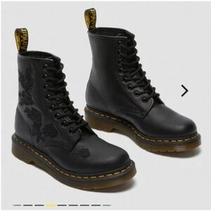 Dr Martens Women's 1460 Vonda Mono Boot Size 36 (5US) Black Embroidered Flowers